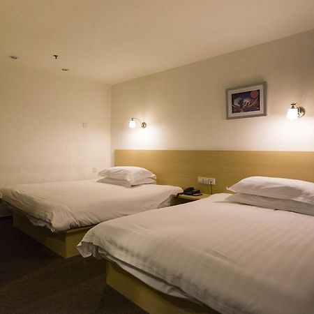 Motel Shanghai Hongqiao Beixinjing Metro Station Tianshan Road Exterior photo